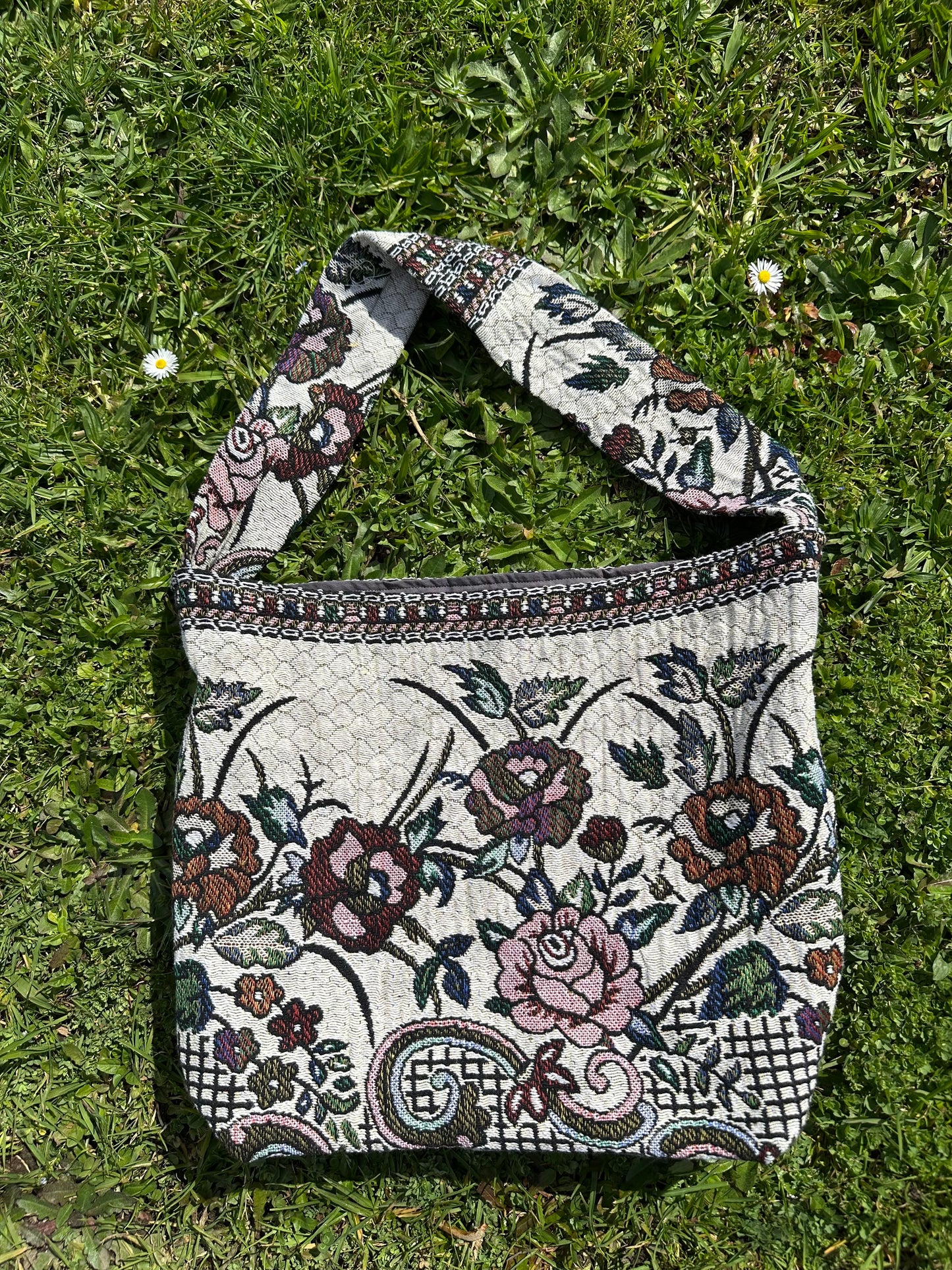 Flora Carry-all